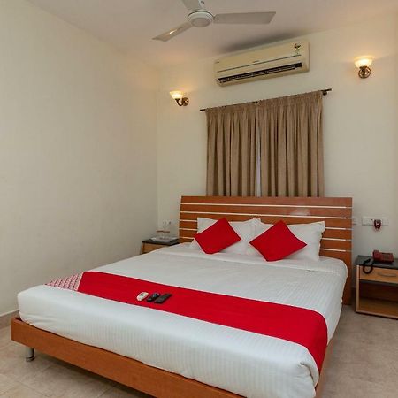 Oyo 23202 Cute Orange Service Apartments Chennai Eksteriør billede