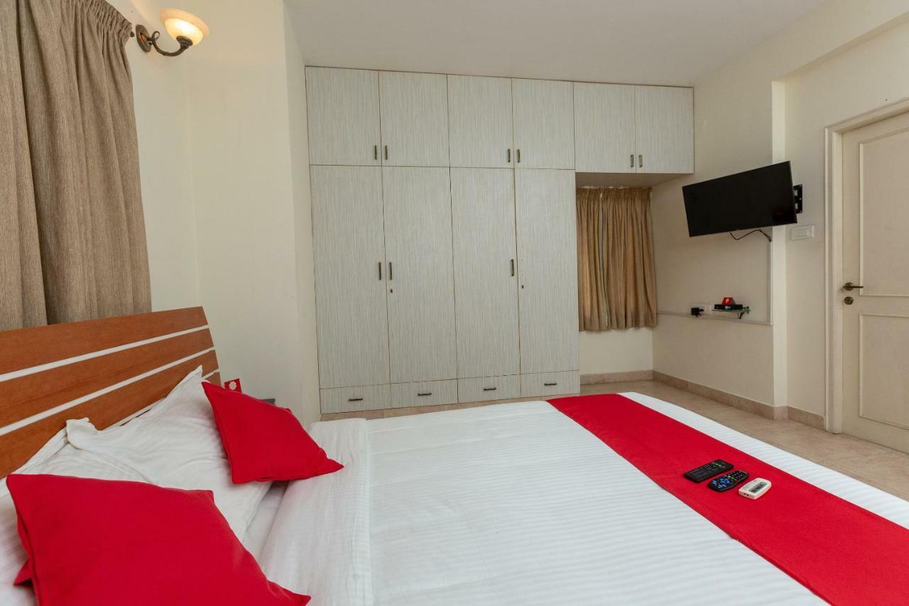 Oyo 23202 Cute Orange Service Apartments Chennai Eksteriør billede